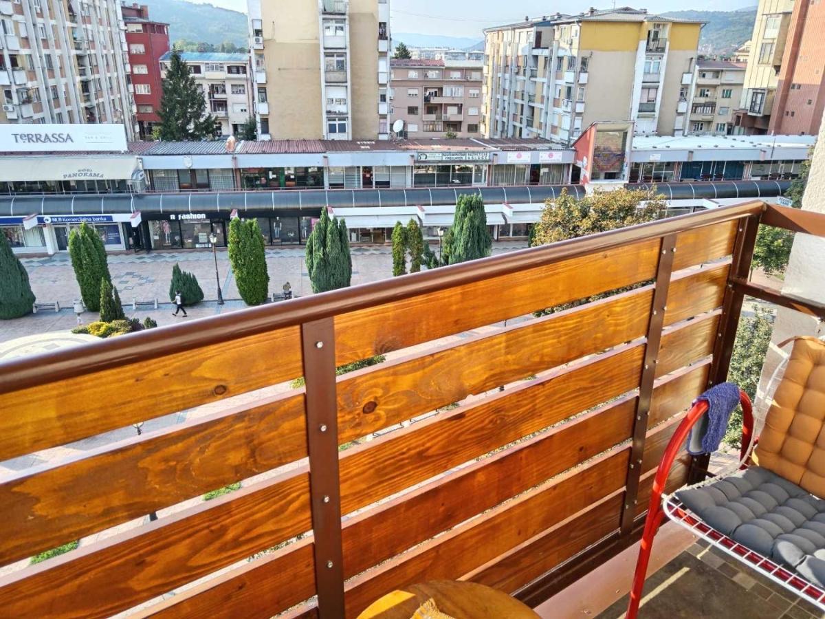 Red Square Apartment Pirot Ngoại thất bức ảnh